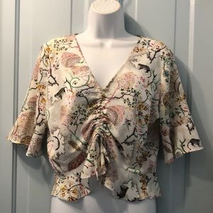 Topshop crop top Size 8 100% polyester cheeta print